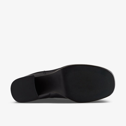 Women Pique Up Black Leather
