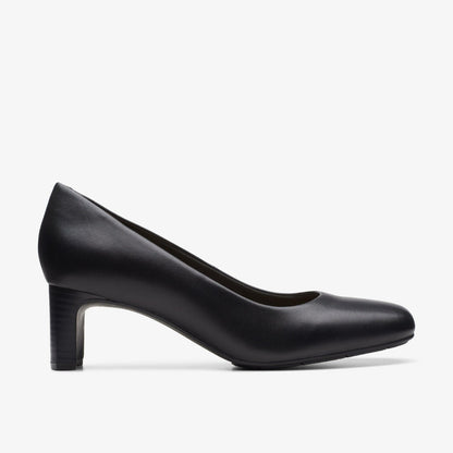 Women Kyndall Iris Black Leather