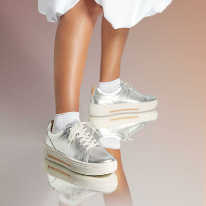 Women Hollyhock Walk Silver Leather
