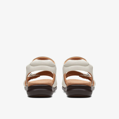 Women Kitly Ave Off White Leather