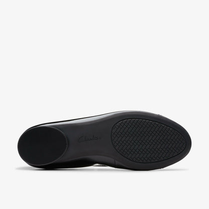 Women Loreleigh Rae Black Patent