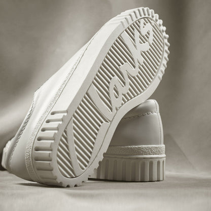 Women Mayhill Walk Off White Leather