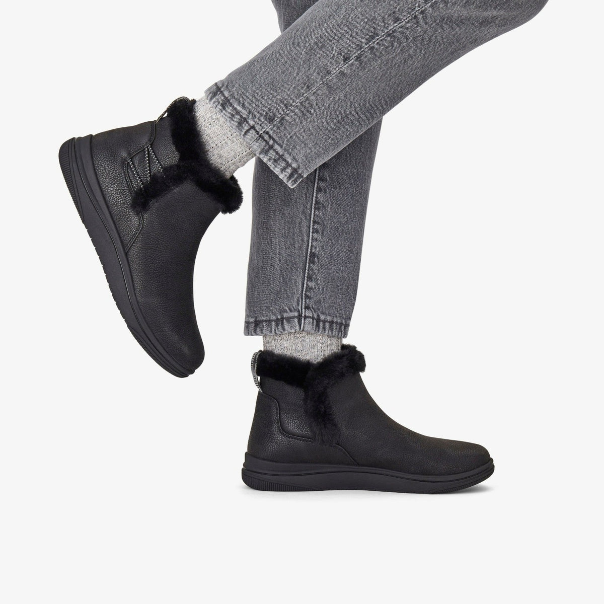 Women Brinkley Fur Black Combination