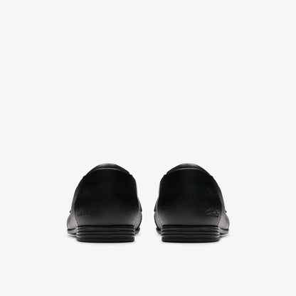 Kids Finja Loafer Older Black Leather